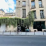 Le Marais Cosy-comfy Lägenhet *